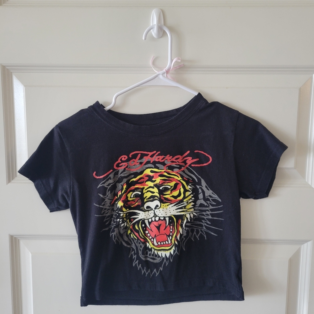 🔴SOLD🔴Ed Hardy Black Tiger Graphic Baby Tee With Back-side Printing Size Large